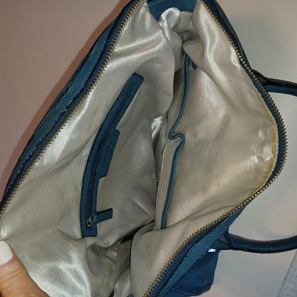 Calvin Klein Pebbled Leather Shoulder Bag Top Handle Purse Blue